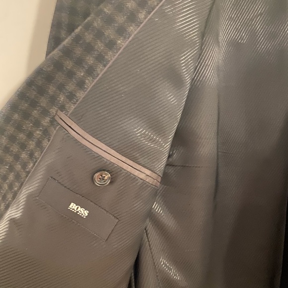 Hugo Boss blazer. Small checker pattern. - Picture 2 of 2